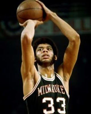 塔帅：赖斯能否出战得看情况，萨利巴和特罗萨德还需几天回归（阿尔特塔：赖斯出场存疑，萨利巴与特罗萨德需再等几天复出）