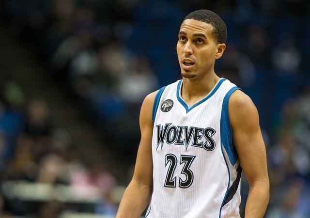 NBA焦点战：湖人主场逆转掘金（NBA焦点对决：湖人主场翻盘掘金）