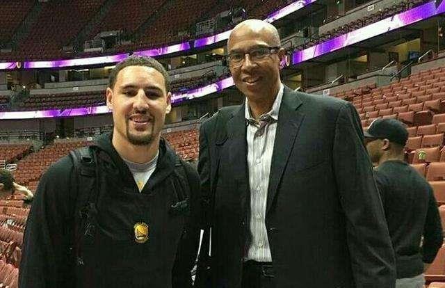 基德：弗拉格迟早要去打控卫，我愿意和他一起去面对失败（基德：弗拉格终将出任控卫，我愿陪他一起经历失败）