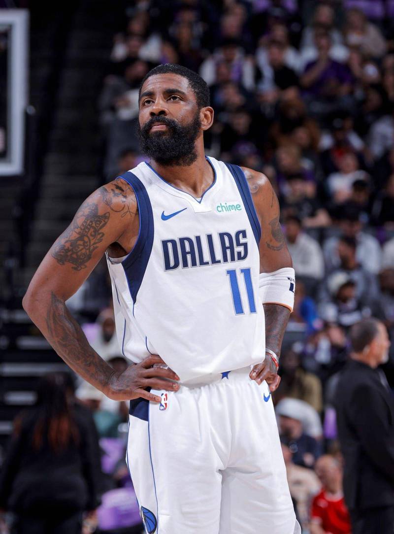 本世纪德甲戴帽数前10：莱万384场16次第1，凯恩76场10次第3（德甲本世纪帽子戏法前十：莱万384战16次领跑，凯恩76战10次位列第三）