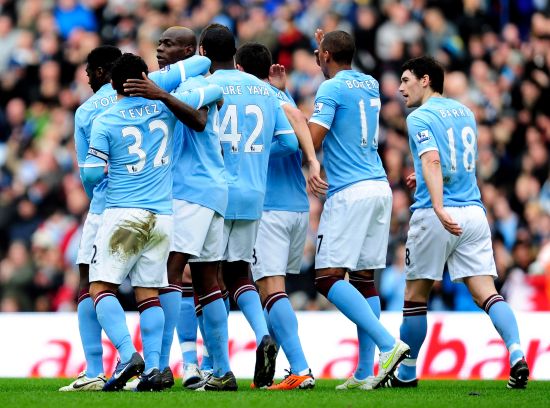 中国男子冰壶队米兰冬奥会资格赛5-2战胜菲律宾，豪取三连胜（米兰冬奥资格赛：中国男冰壶队5比2击败菲律宾，豪取三连胜）