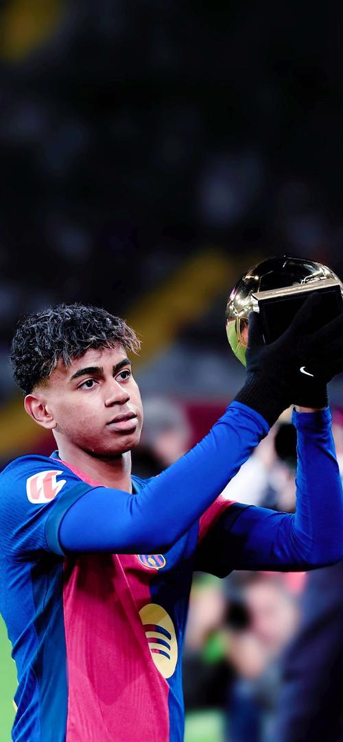 天空体育：伊萨克检查结果预计为小腿骨折，将长期缺席（天空体育：伊萨克或遭小腿骨折，预计将长期缺阵）