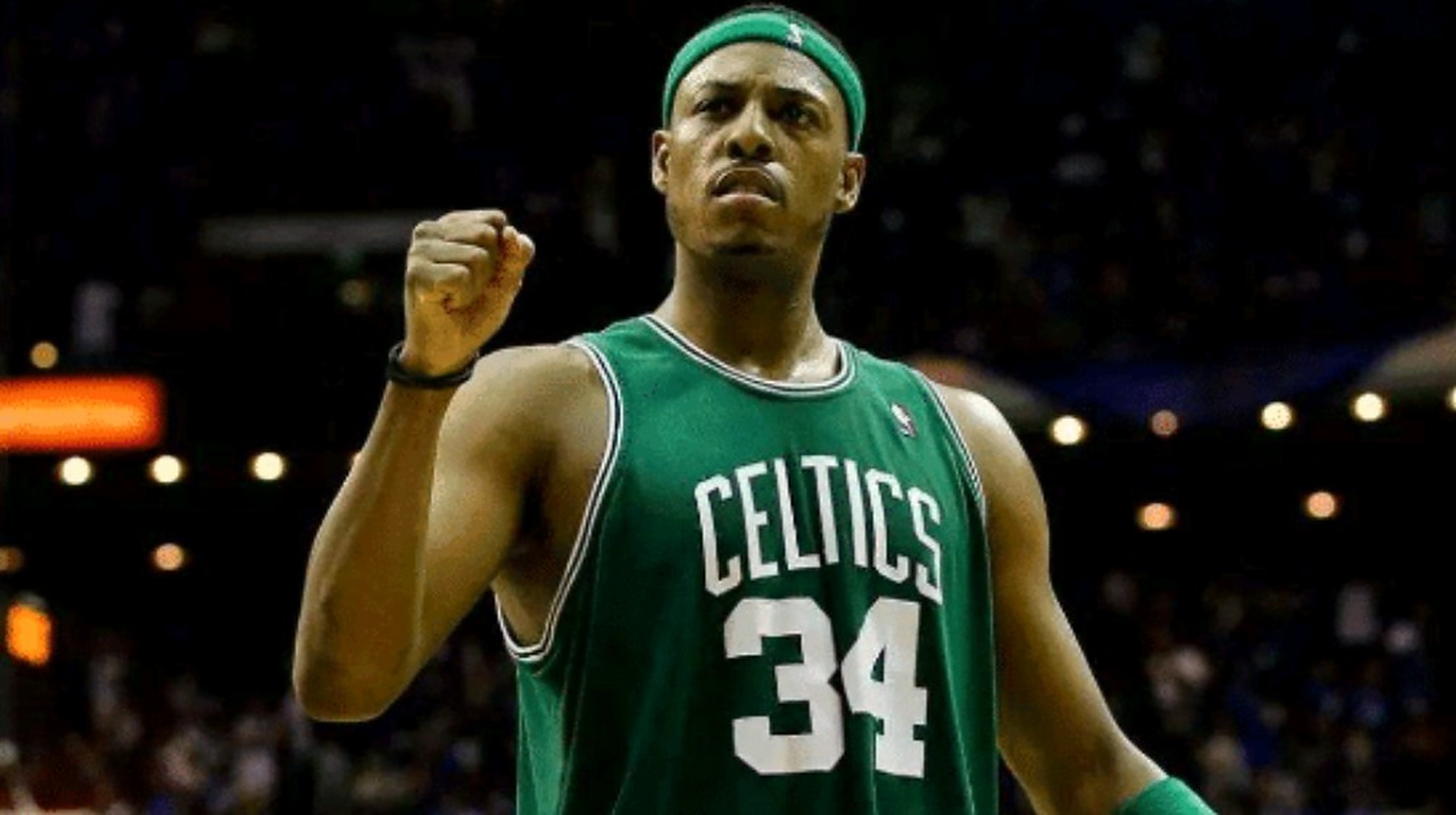 半场：阿森纳0-0水晶宫，马杜埃凯失良机，贝尼特斯屡救险（半场战报：阿森纳0-0水晶宫，马杜埃凯错失良机，贝尼特斯多次化解险情）