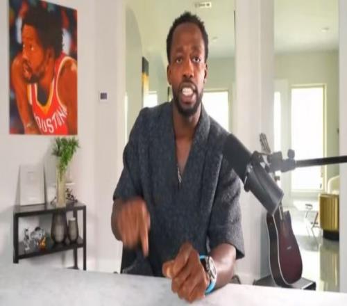 巴蒂：劳塔罗和小蜘蛛可以一起上，但其中一人必须做出牺牲（巴蒂：劳塔罗与小蜘蛛可同场，但必须有人作出牺牲）